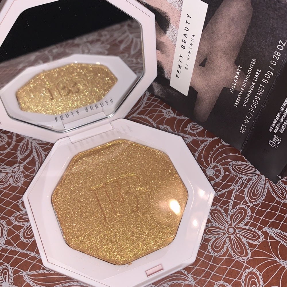 NEW Fenty highlighter
